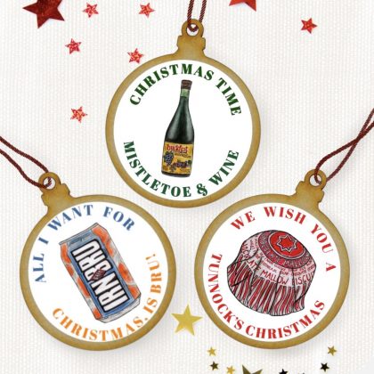Weegie Christmas Bauble set